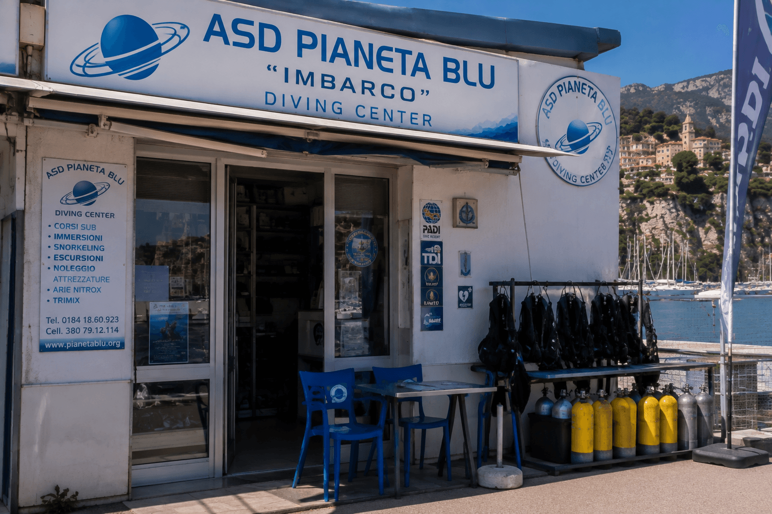 Illustration of ASD Pianeta Blu "IMBARCO"