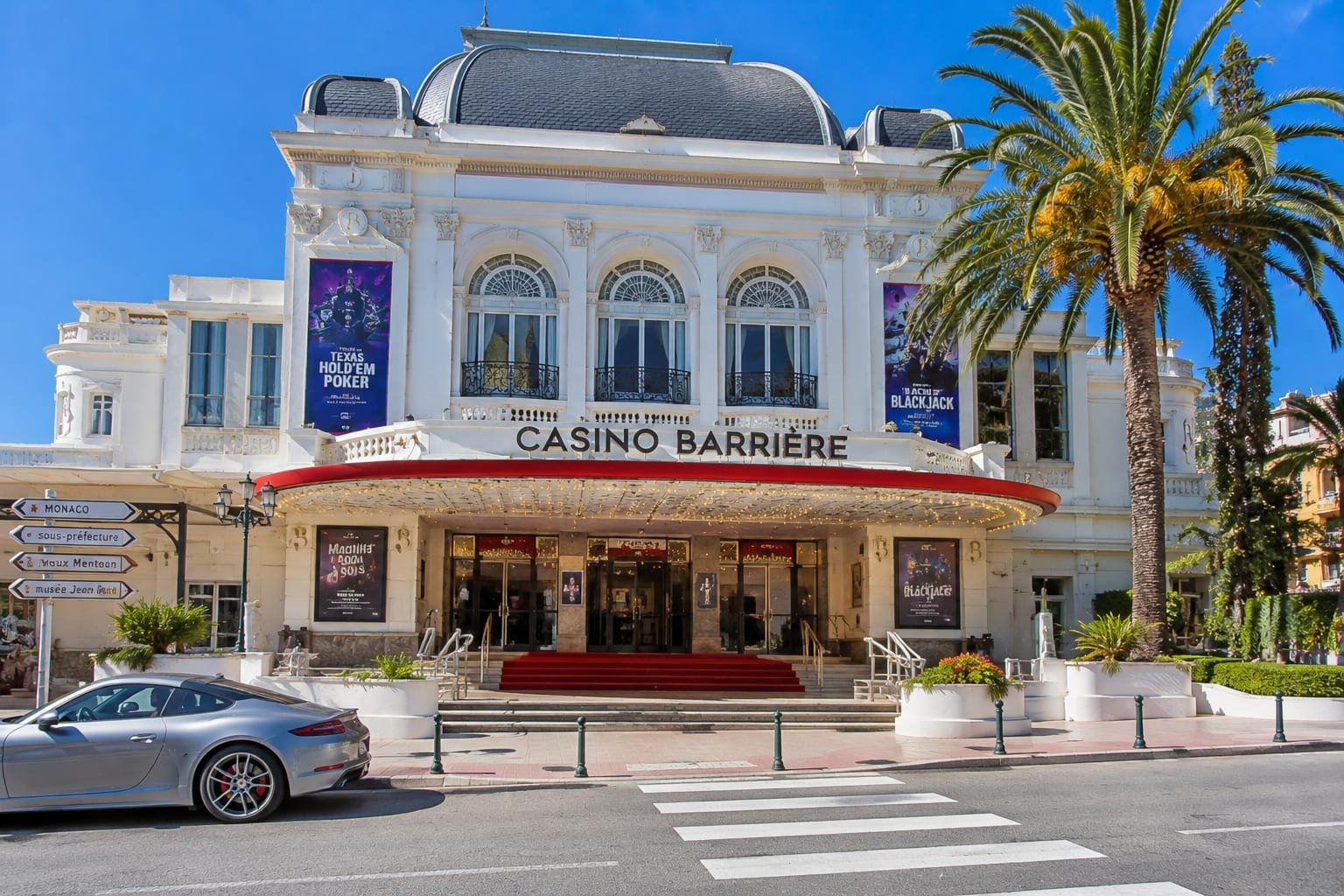 Illustration of Casino Barriere Menton and the central seafront