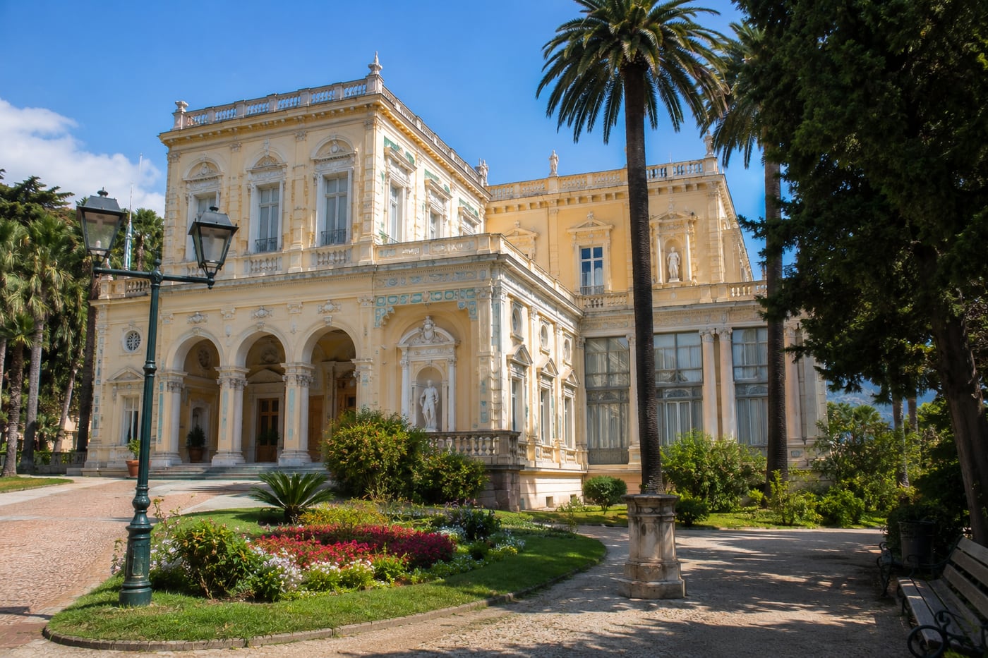 Palais Carnoles in Menton
